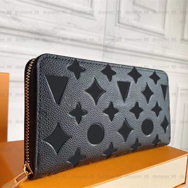 Luxurys Designers Wallets Genuine Leather Purse Holder Fashion handbag TOP quality Men Women's Coin Card Holders embossing Lambskin lon, Red;black
Luxurys Designers Wallets Genuine Leather Purse Holder Fashion handbag TOP quality Men Women's Coin Card Holders embossing Lambskin lon, Red;black