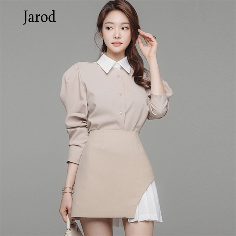 Spring 2 Pieces Set White Patchwork Turn Down Collar Puff Sleeve Simple Blouses & Bodycon Pleated Mini Skirt Office Lady Suit 210519