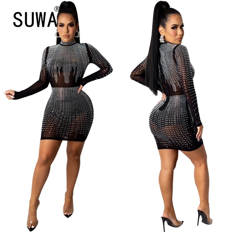 Autumn Winter Sexy Diamond Perspective Retro Dress Women's Long-sleeved High-quality All-match Nightclub Wedding Gowns 210525, Black
Autumn Winter Sexy Diamond Perspective Retro Dress Women's Long-sleeved High-quality All-match Nightclub Wedding Gowns 210525, Black