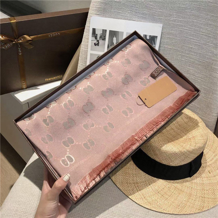 2020 New silk cotton scarf fashion men's and women's autumn winter scarves soft silky smooth silk cotton scarves
2020 New silk cotton scarf fashion men's and women's autumn winter scarves soft silky smooth silk cotton scarves