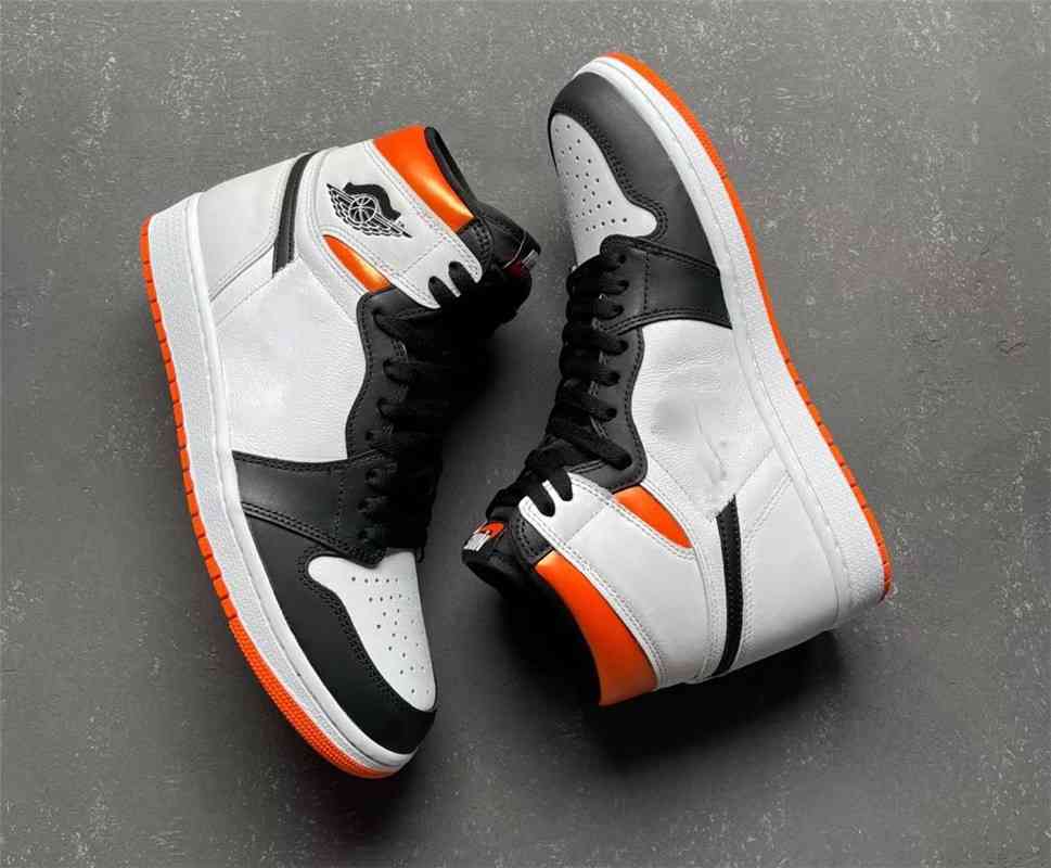 2021 Authentic 1 Electro Orange 1s Mens Outdoor Shoes White Real Leather Sports Sneakers 555088-180 With Original Box
2021 Authentic 1 Electro Orange 1s Mens Outdoor Shoes White Real Leather Sports Sneakers 555088-180 With Original Box