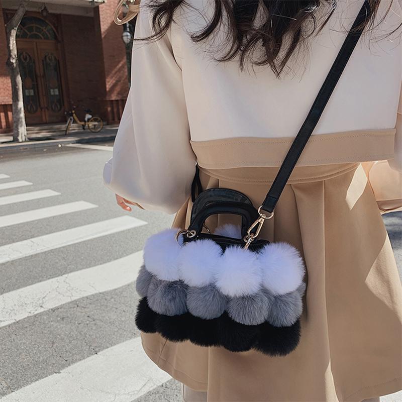 Shoulder Bags Soft Faux Fur Crossbody Brand Bag For Women 2021 Winter Hit Small Plush Female Handbags And Purses Luxury Designer, Black
Shoulder Bags Soft Faux Fur Crossbody Brand Bag For Women 2021 Winter Hit Small Plush Female Handbags And Purses Luxury Designer, Black