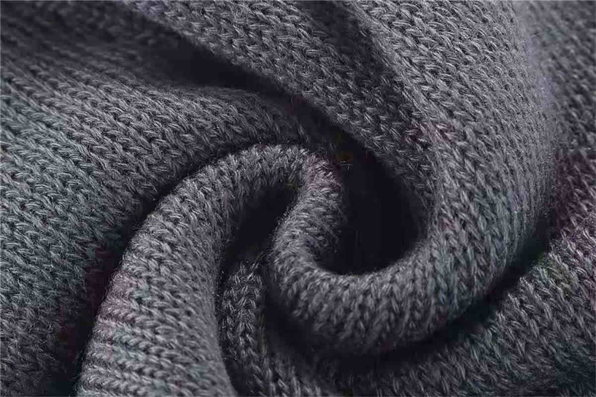 High quality selling Winter beanie men women leisure knitting beanies Parka head cover cap outdoor lovers fashion winters knitted hats skull caps