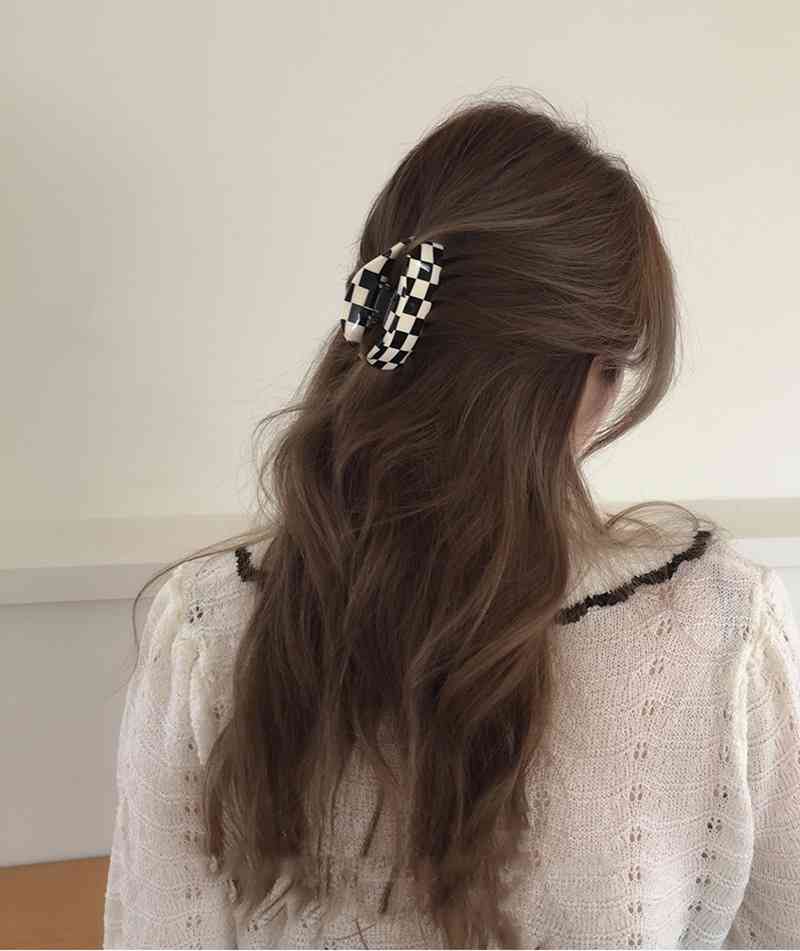 Hair Accessories Jewelry Korean Temperament with Black-and-white Chessboard Grid Red Acrylic Clip Shark Female Back of Head Grab pin