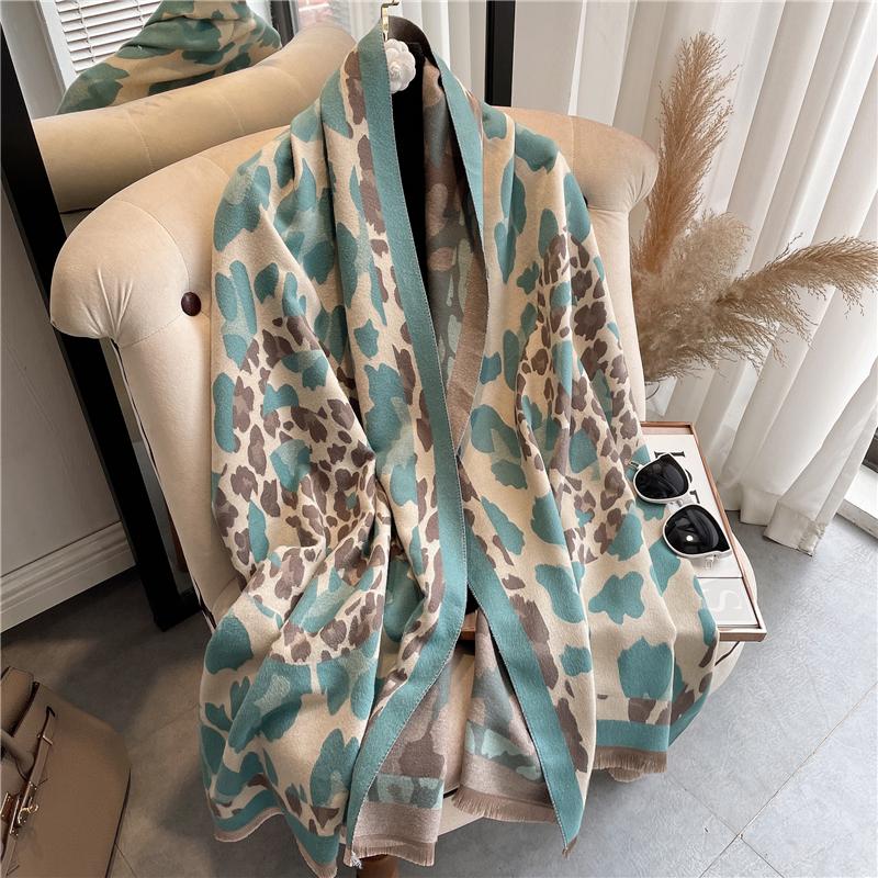Scarves 2021 Women Leopard Print Thick Blanket With Tassel Large Shawl And Wrap Bufanda Winter Wram Echarpe, Blue;gray
Scarves 2021 Women Leopard Print Thick Blanket With Tassel Large Shawl And Wrap Bufanda Winter Wram Echarpe, Blue;gray