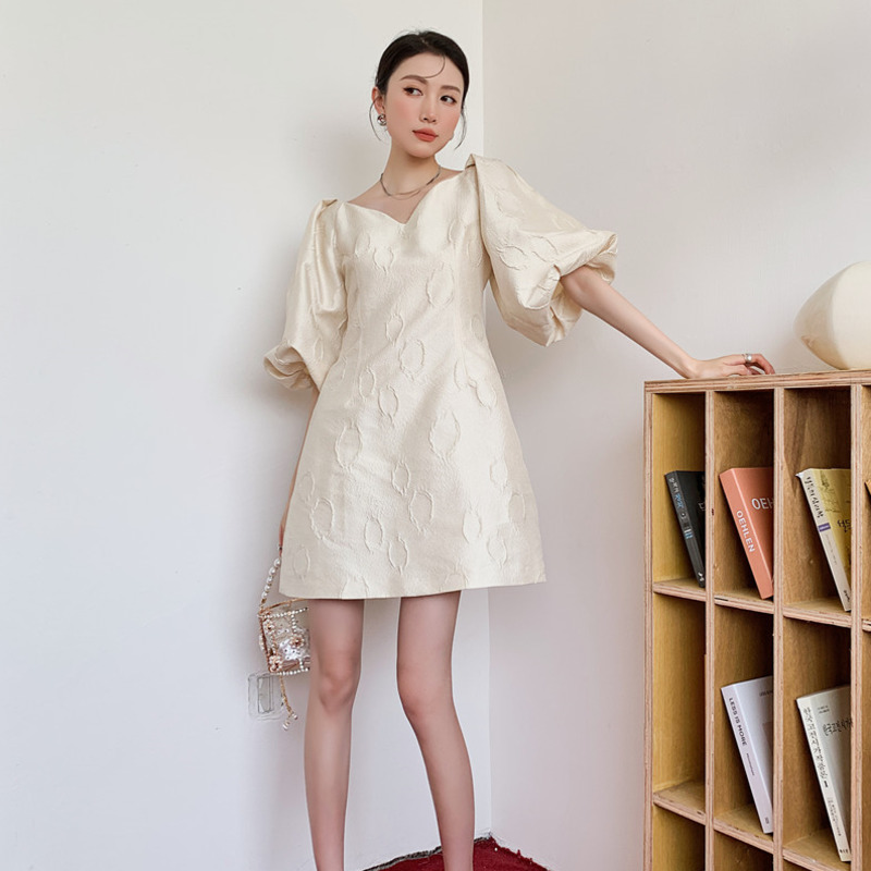 Women Dress Bubble Sleeve V-neck High Waist A-line Temperament Slim Fit Fashion Summer 2H867 210526