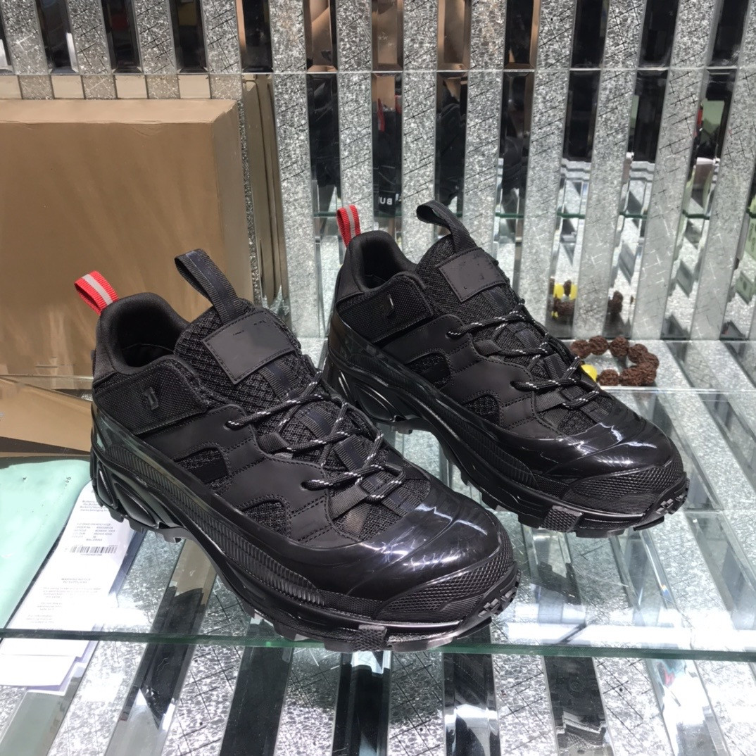 2022 Italy Casual shoes platform triple boots black white multi-color suede leaopard reflective height reaction men sneakers spotted luxury women Designer 1203, 05
2022 Italy Casual shoes platform triple boots black white multi-color suede leaopard reflective height reaction men sneakers spotted luxury women Designer 1203, 05