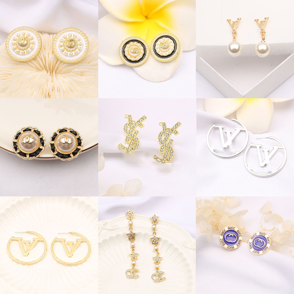 Type261-Type280 18K Gold Plated Designer Letters Stud Luxury Crystal Geometric Women Rhinestone Pearl Dangle Long Earring Wedding Party Jewerlry Accessories
Type261-Type280 18K Gold Plated Designer Letters Stud Luxury Crystal Geometric Women Rhinestone Pearl Dangle Long Earring Wedding Party Jewerlry Accessories