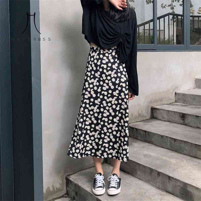 Women Print Flower Casual Midi Skirts Vintage Summer Chiffon Female Bottoms Beach Arrival Mermaid 210519
Women Print Flower Casual Midi Skirts Vintage Summer Chiffon Female Bottoms Beach Arrival Mermaid 210519
