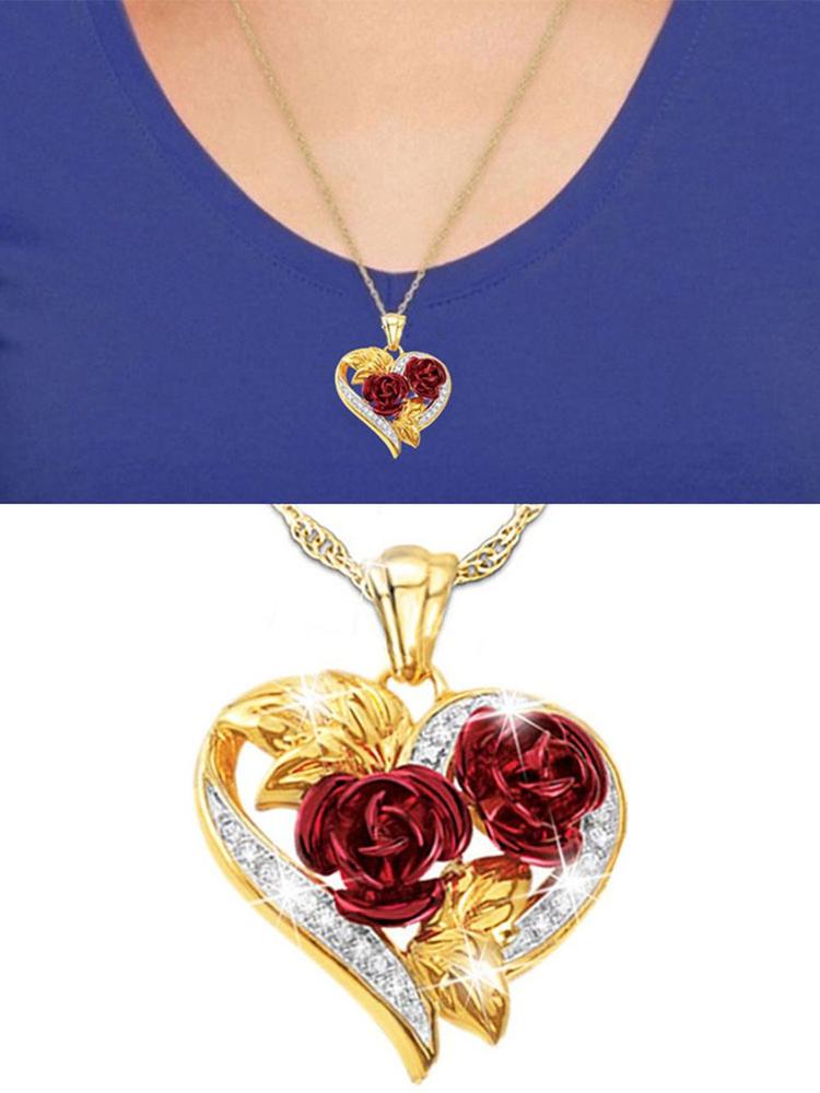 Love Rose Necklace Gold 3D Heart Shaped Pendant with Heart-Shaped Chain Necklace Rose Double