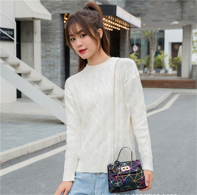 designers duffel bags 45cm 55cm luxury large capacity travel sale women men genuine leather shoulder fashion bag carry rivets with lock head
designers duffel bags 45cm 55cm luxury large capacity travel sale women men genuine leather shoulder fashion bag carry rivets with lock head