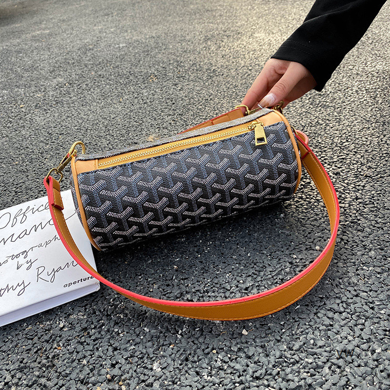 Summer single women's underarm fashionable versatile stick dog tooth cylinder bag YW
Summer single women's underarm fashionable versatile stick dog tooth cylinder bag YW