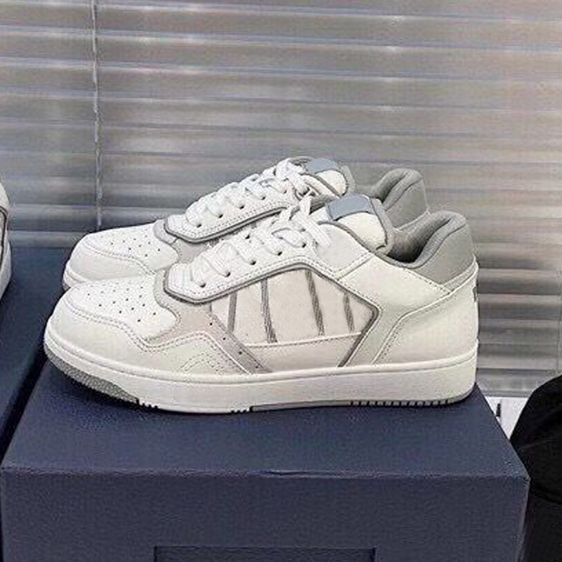 platform men gym Casual shoes women Travel leather lace-up sneaker Trainers 100% cowhide fashion Letters Thick bottom woman shoe Flat lady sneakers Large size 37-42-45, Red
platform men gym Casual shoes women Travel leather lace-up sneaker Trainers 100% cowhide fashion Letters Thick bottom woman shoe Flat lady sneakers Large size 37-42-45, Red