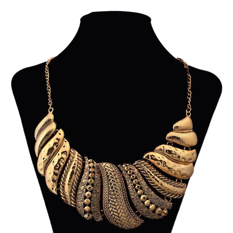 Pendant Necklaces Conch Shell Stripes Ornate Decoration Embellishment Boho Ethnic Choker Women Jewelry Statement Gypsy Power Collar, Silver
Pendant Necklaces Conch Shell Stripes Ornate Decoration Embellishment Boho Ethnic Choker Women Jewelry Statement Gypsy Power Collar, Silver