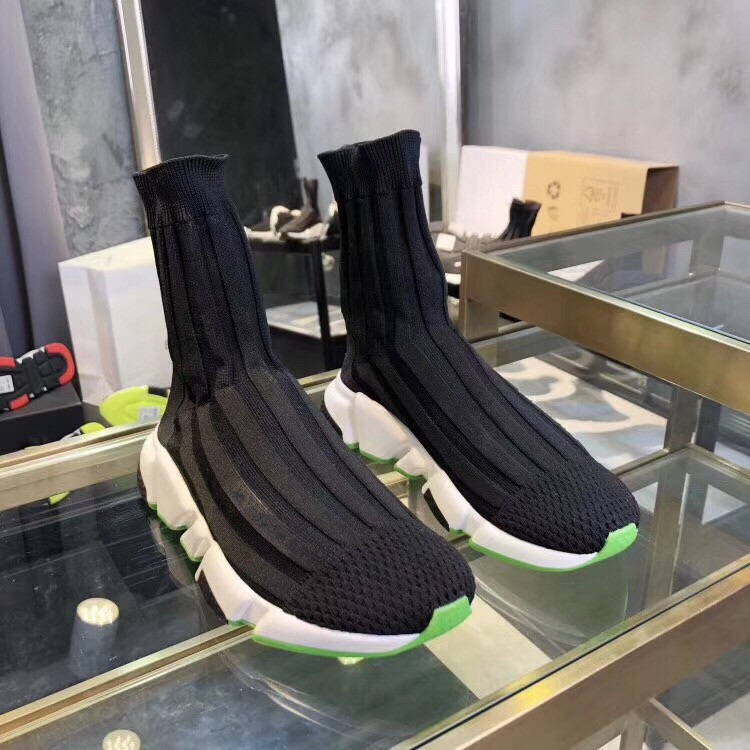 Alexander Men sock Casual shoes Platform womens Sneakers speed trainer 2.0 Triple Black White Classic with Lace jogging walking outdoor size 34-45 #2021#, Choose the color
Alexander Men sock Casual shoes Platform womens Sneakers speed trainer 2.0 Triple Black White Classic with Lace jogging walking outdoor size 34-45 #2021#, Choose the color