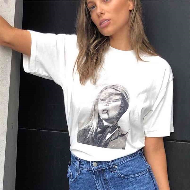 Smoke Girl Image Nostalgic Tees Shirt Woman Summer Short Sleeve O Neck Cotton Classic Tshirt Casual Vintage T-Shirts Tops 210708, White
Smoke Girl Image Nostalgic Tees Shirt Woman Summer Short Sleeve O Neck Cotton Classic Tshirt Casual Vintage T-Shirts Tops 210708, White