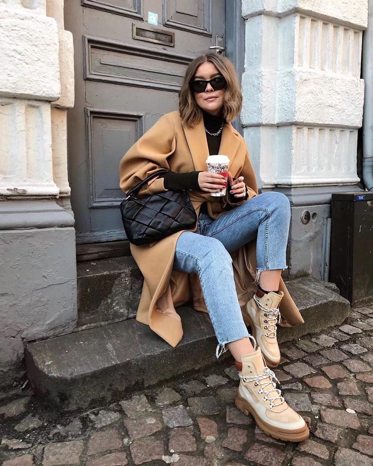 Autumn Winter Oversize Trench Women Jacket Tie Bow Sashes Woolen Puff Sleeve Long Coat With Belt Tops Outerwear 210429