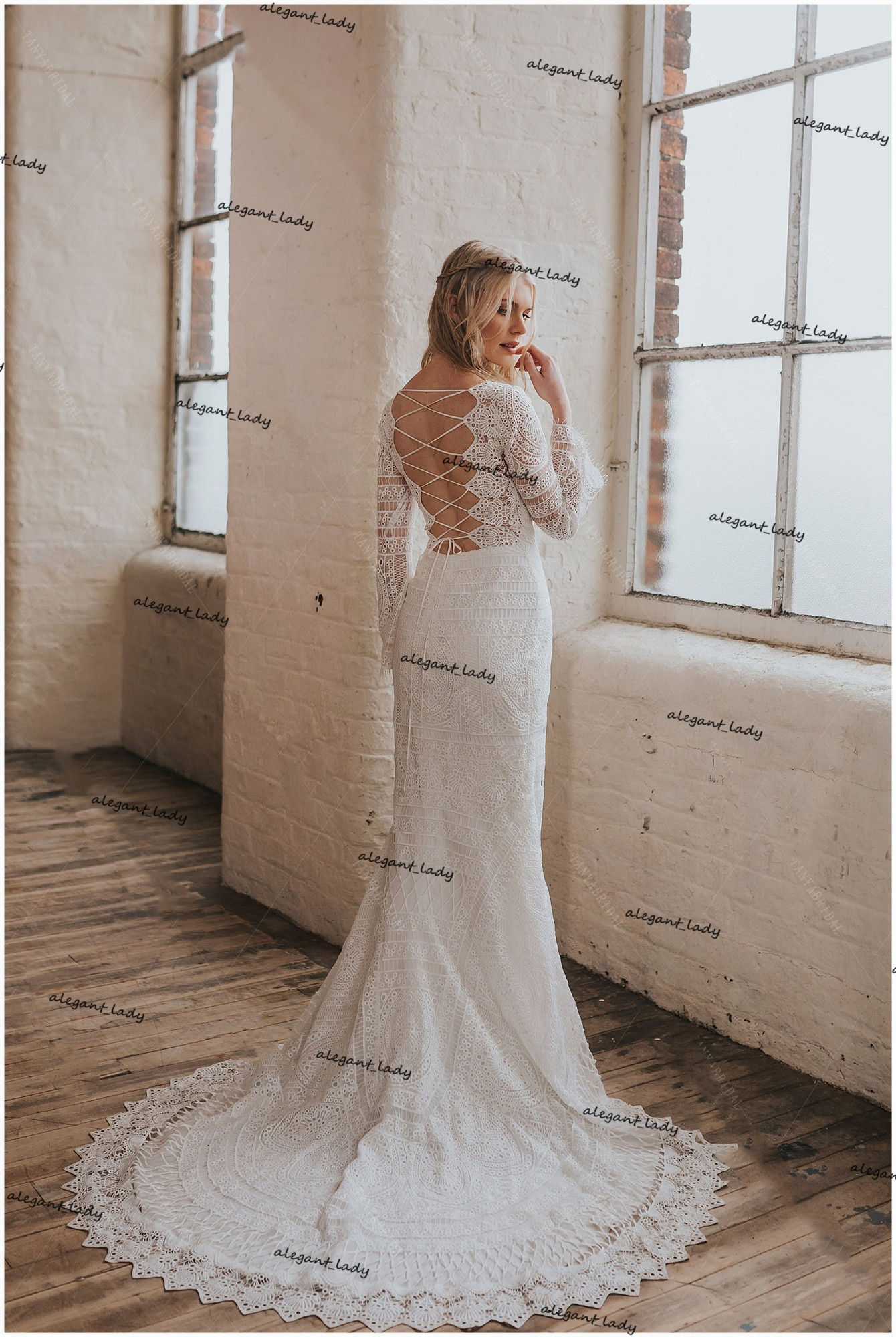 Crochet Lace Bohemian Wedding Dresses Lace Up V-Neck long sleeve Bridal Gowns Striking Dreamy Engagement Gowns Abiti Da Sposa