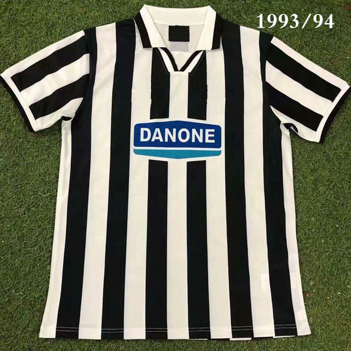 Top 1993/94/95 Retro soccer jerseys ZIDANE 21 DEL PIERO 10 VIALLI 9 Ravanelli 11 Conte Sousa 1996 Futbol Jersey Football Shirts Trikot Magli, Black;yellow
Top 1993/94/95 Retro soccer jerseys ZIDANE 21 DEL PIERO 10 VIALLI 9 Ravanelli 11 Conte Sousa 1996 Futbol Jersey Football Shirts Trikot Magli, Black;yellow