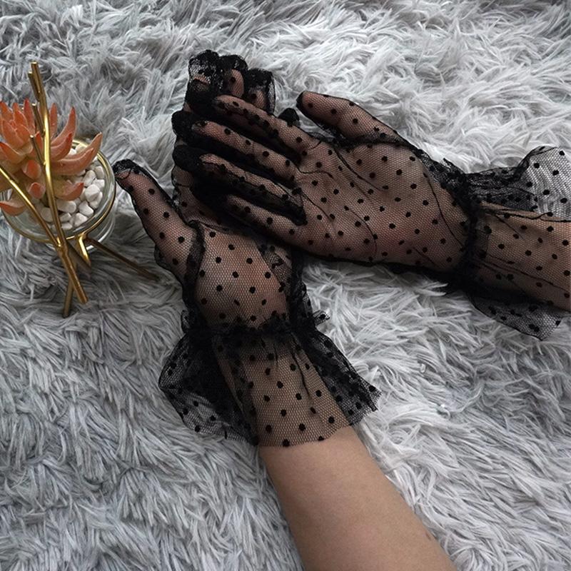 Five Fingers Gloves 1 Pair Women Sexy Transparentes Short Dot Print Black White Mesh Tulle Female Club Prom Party Dancing Dress Glove, Blue;gray
Five Fingers Gloves 1 Pair Women Sexy Transparentes Short Dot Print Black White Mesh Tulle Female Club Prom Party Dancing Dress Glove, Blue;gray