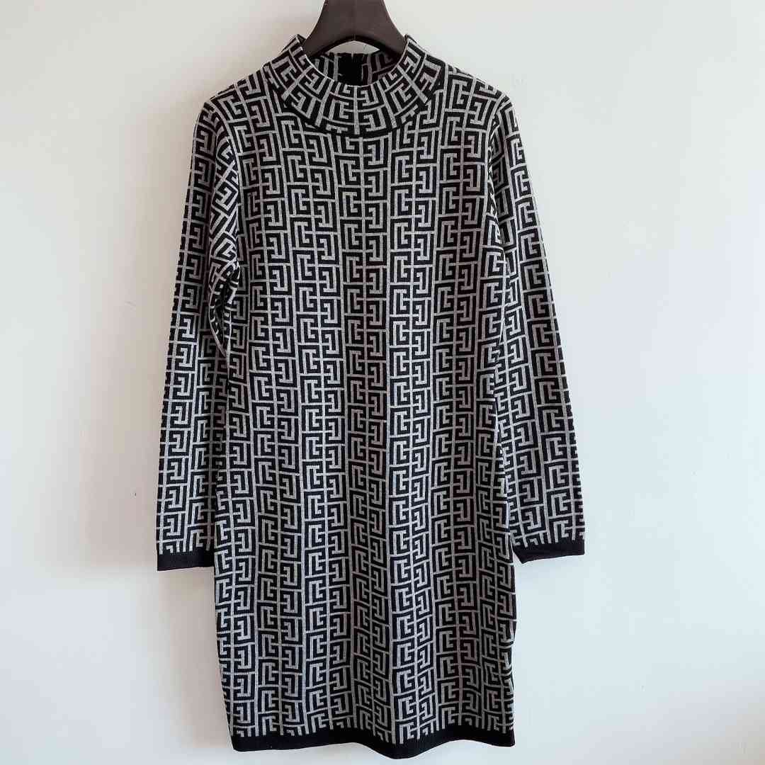 2021ss brand casual dress womens great quality Women Designers Clothes striped dresses handmade knitting high elasticity
2021ss brand casual dress womens great quality Women Designers Clothes striped dresses handmade knitting high elasticity