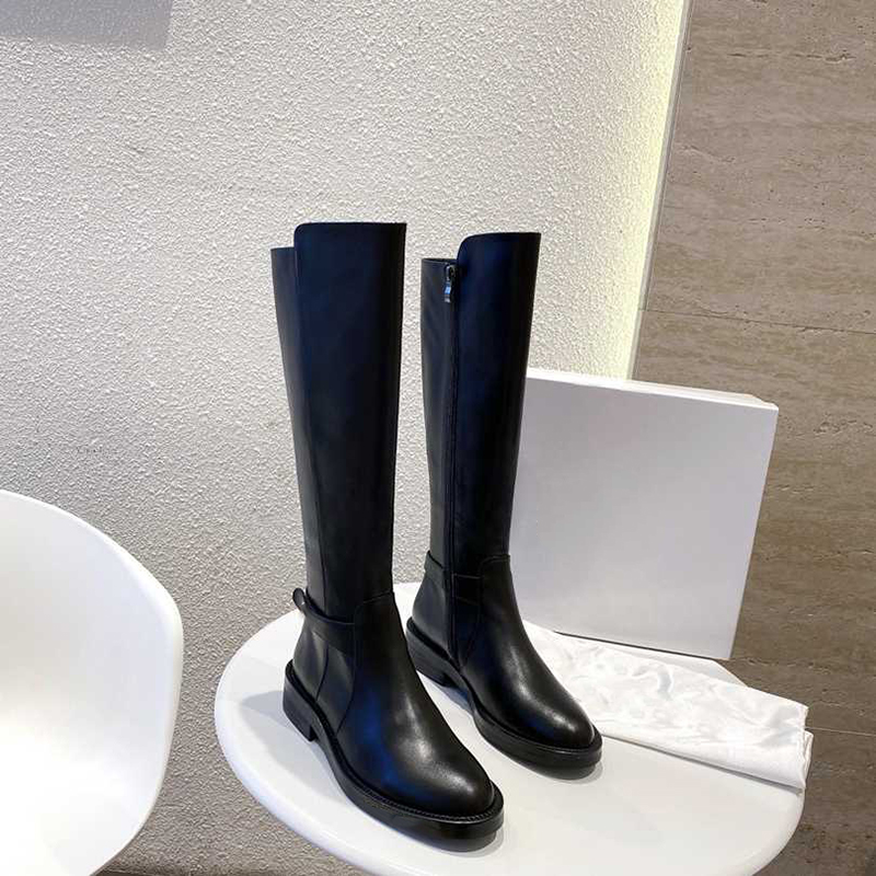 Black knee high boots fashion letter real leather women designer long booties with zipper winter martin lady bottes size 35-41, 5#
Black knee high boots fashion letter real leather women designer long booties with zipper winter martin lady bottes size 35-41, 5#