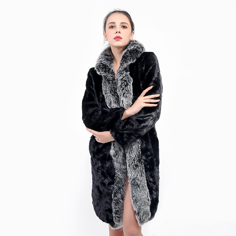 Manufacturers Quickly Sell European and American Imitation Fur Vest Women's Fashion Big Comfortable Big Fox Fur Single Fur Coat, Black
Manufacturers Quickly Sell European and American Imitation Fur Vest Women's Fashion Big Comfortable Big Fox Fur Single Fur Coat, Black