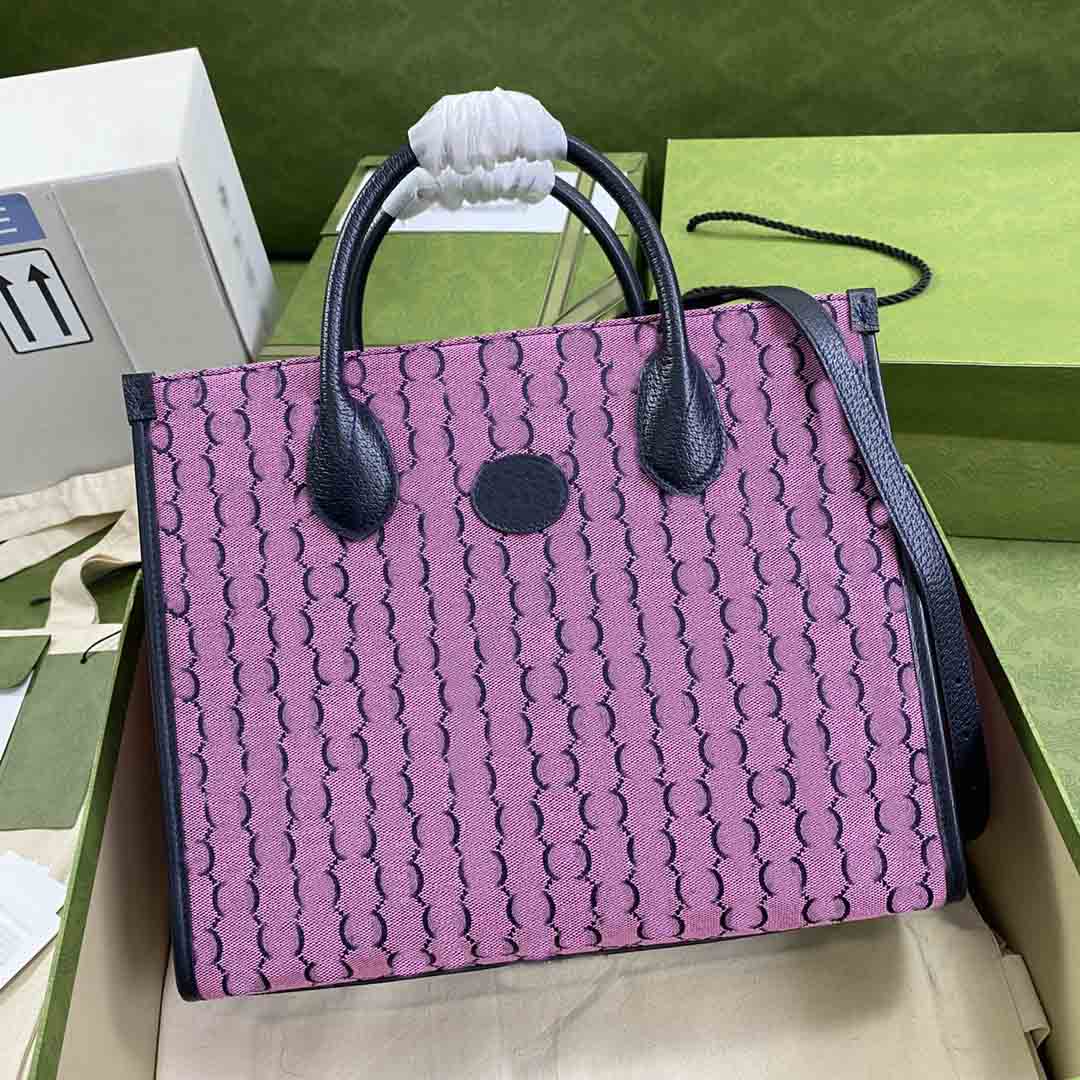 Designer Handbags Tote Bags top canvas material rhombus pattern letter decoration large capacity retro fashion original classic style shopping bag
Designer Handbags Tote Bags top canvas material rhombus pattern letter decoration large capacity retro fashion original classic style shopping bag