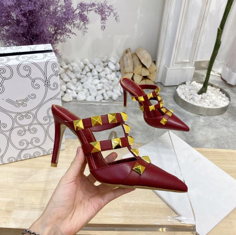 Women Dress Shoes Red Bottom High Heels Womens Luxurys Designers Genuine Leather Pumps Lady Sandals Wedding Bottoms with Box Black Golden Go
Women Dress Shoes Red Bottom High Heels Womens Luxurys Designers Genuine Leather Pumps Lady Sandals Wedding Bottoms with Box Black Golden Go