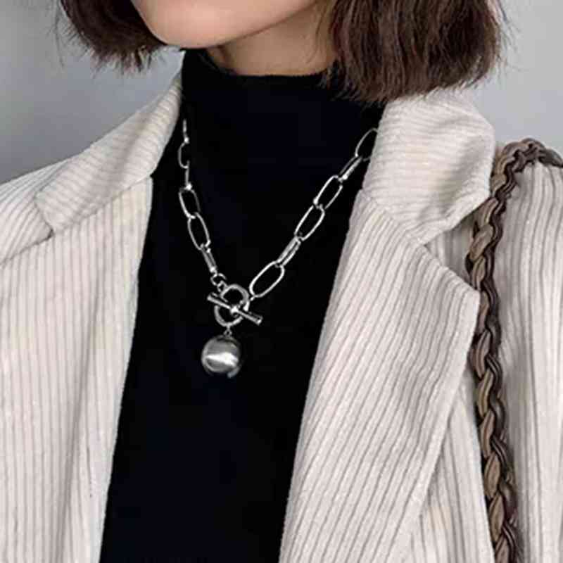 TIMEONLY Delicate Chunky Cuban OT Lock Pendant Necklaces for Women Ladies Alloy Hollow Chain Neckalces Street Style Jewellery
TIMEONLY Delicate Chunky Cuban OT Lock Pendant Necklaces for Women Ladies Alloy Hollow Chain Neckalces Street Style Jewellery