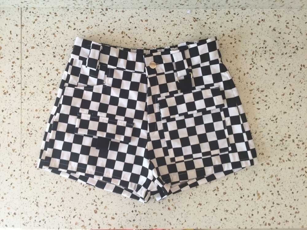 Black White Plaid High Waisted Cargo Shorts Women Metal Straight Shorts Femme Summer Casual Punk Streetwear Cortos Mujer S-2XL 210611