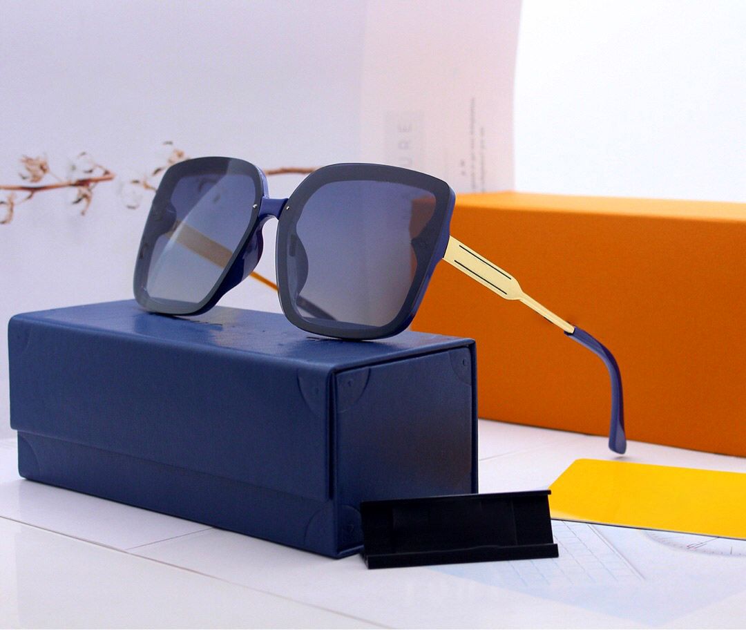 2021 women fashion branded sunglasses luxury designer sunglass top brand womens sun glassess mens High quality shades polarized Square eyeglass trendy eyeglasses
2021 women fashion branded sunglasses luxury designer sunglass top brand womens sun glassess mens High quality shades polarized Square eyeglass trendy eyeglasses
