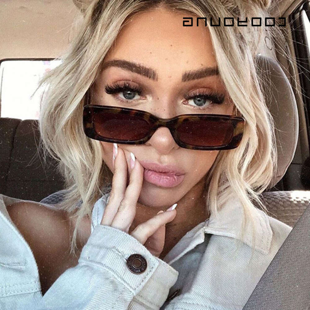 Highend accessories Cooyoung Small rectangle fingerprint Digner Square sunglass Shad Women's UV, Black
Highend accessories Cooyoung Small rectangle fingerprint Digner Square sunglass Shad Women's UV, Black