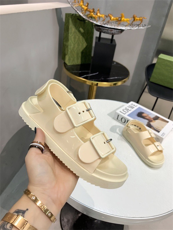 2021 Fashion Designer Women Beach Sandals Embroidery Platform Shoes Flip Flops Loafers Summer Flats Shoes Ladies Sandals Slipper size35-40, Choose the color
2021 Fashion Designer Women Beach Sandals Embroidery Platform Shoes Flip Flops Loafers Summer Flats Shoes Ladies Sandals Slipper size35-40, Choose the color