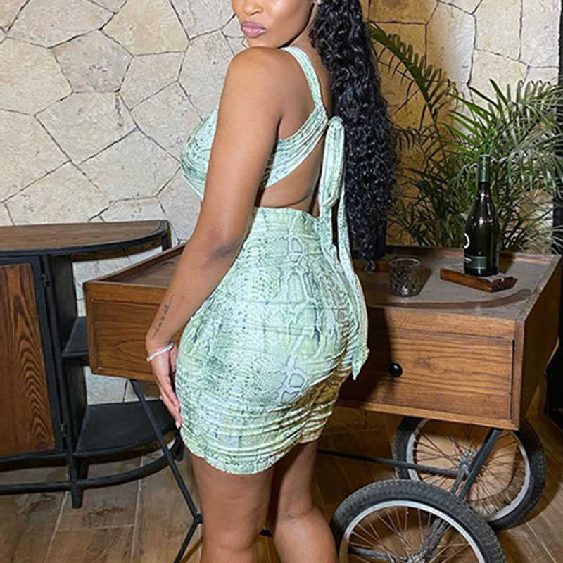 Women Halter Printed Criss Cross Bodycon Pleated Mini Dress 210702