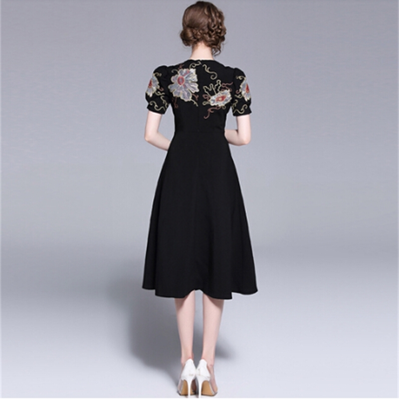 HIGH QUALITY Fashion Runway Dress Women's Short Sleeve Vintage Embroidery Flower Mid-Calf Summer Dresses 210520