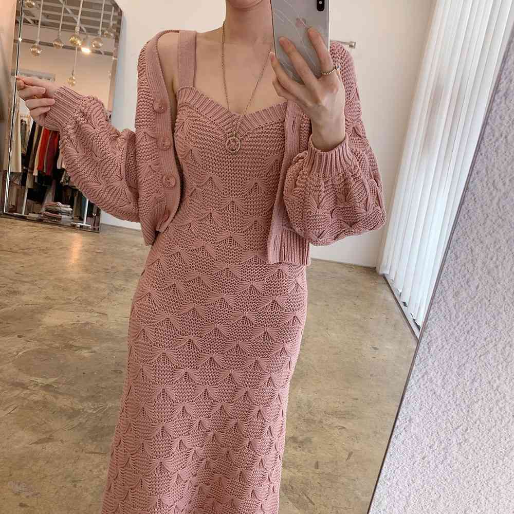 Korean Jacquard Knitted 2 Piece Set Women Chic Single-Breasted Lantern Sleeve Short Sweater Coat + Spaghetti Strap Slim Dress 210518, Black
Korean Jacquard Knitted 2 Piece Set Women Chic Single-Breasted Lantern Sleeve Short Sweater Coat + Spaghetti Strap Slim Dress 210518, Black