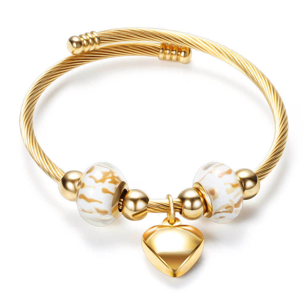 316l Stainless Steel Heart Charm Pattern European Murano Glass Cross Twisted Cable Wire Bracelets Bangles for Women Q0719
316l Stainless Steel Heart Charm Pattern European Murano Glass Cross Twisted Cable Wire Bracelets Bangles for Women Q0719