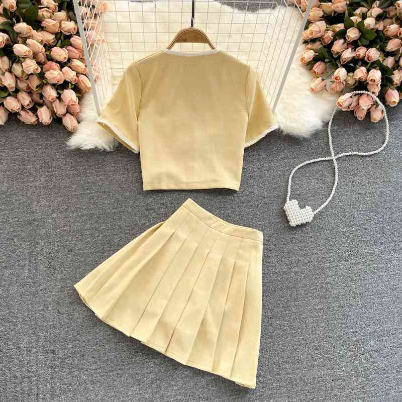 Skirt Suits Women Street Style Summer Classic Cardigan Short Sleeve Top Versatile Age Reducing Pleated Skirt Two Piece Set 210515