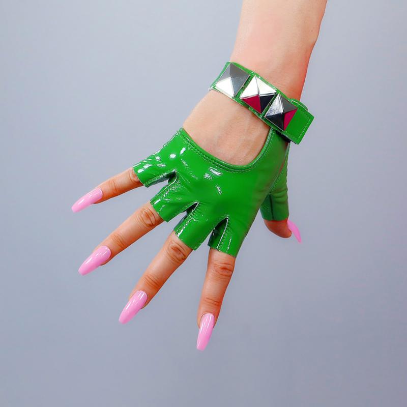 Real Leather Semi-Finger Gloves Patent Bright Green Silver Rivet Sheepskin Fingerless Women Touchscreen WZP50 Five Fingers
Real Leather Semi-Finger Gloves Patent Bright Green Silver Rivet Sheepskin Fingerless Women Touchscreen WZP50 Five Fingers