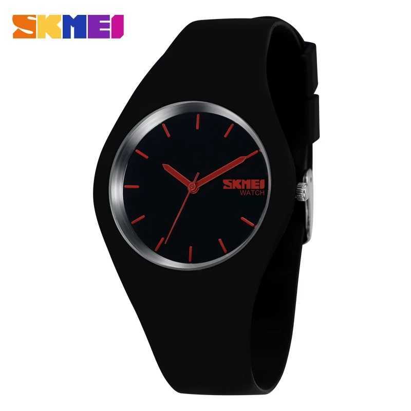 SKMEI Women Watches Man Silicone Strap 3Bar Waterproof Clock Quartz Wristwatches For Lady Fashion Casual Watch Female Gift 9068 210616, Light blue
SKMEI Women Watches Man Silicone Strap 3Bar Waterproof Clock Quartz Wristwatches For Lady Fashion Casual Watch Female Gift 9068 210616, Light blue
