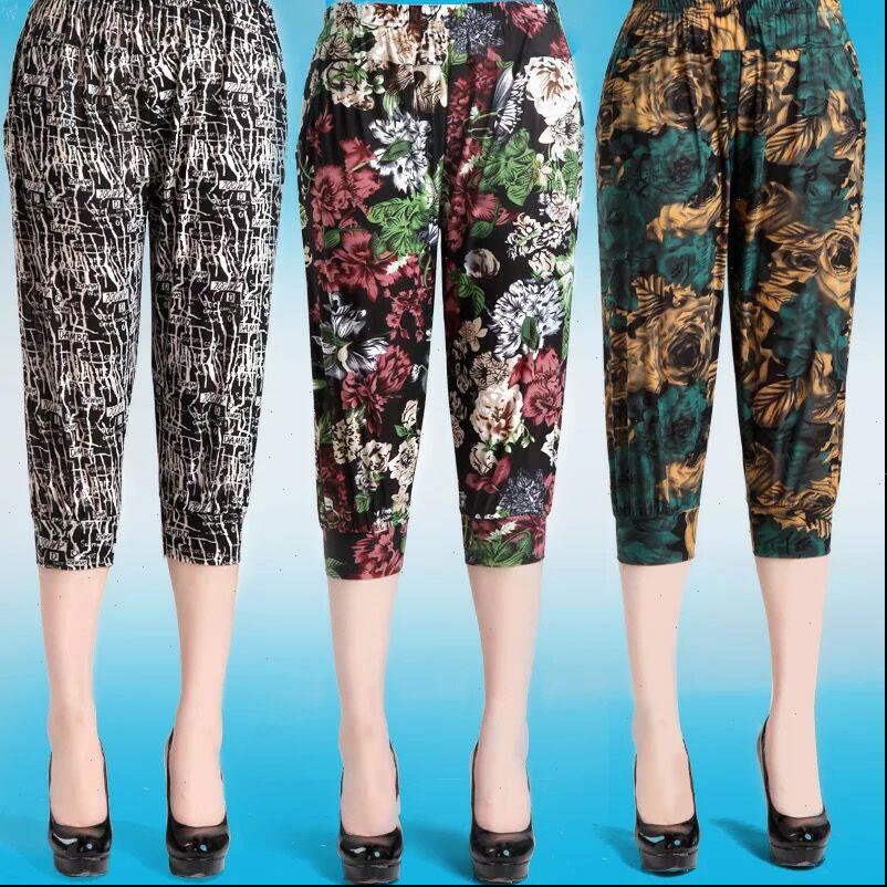 women pant clothing pants calf length print high elastic trousers waist european summer thin capris, Black;white
women pant clothing pants calf length print high elastic trousers waist european summer thin capris, Black;white