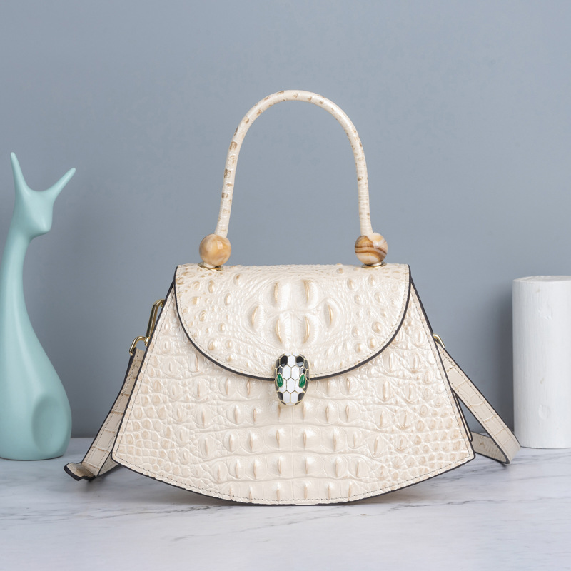 Bags handbags 2021 genuine leather handbags fashion ladies Shoulder Bags crocodile pattern first layer cowhide, White
Bags handbags 2021 genuine leather handbags fashion ladies Shoulder Bags crocodile pattern first layer cowhide, White