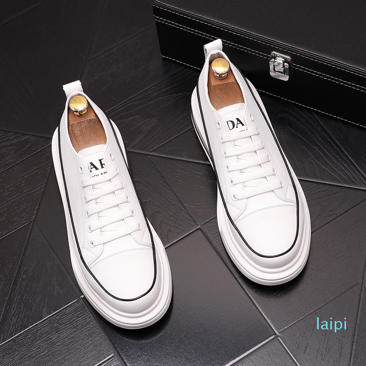 Designer- European Spring Men Shoes Handsome Lace-up Low Top Flat Loafers Luxury Walking Casual Sneakers, White
Designer- European Spring Men Shoes Handsome Lace-up Low Top Flat Loafers Luxury Walking Casual Sneakers, White