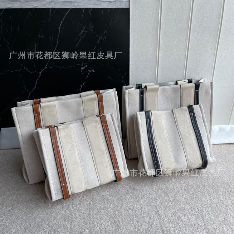 Factory Wholesale Handbag 2021 new canvas shopping bag letter leisure Tote Bag woody Tote portable one shoulder large capacity women's bag Zlh, Red
Factory Wholesale Handbag 2021 new canvas shopping bag letter leisure Tote Bag woody Tote portable one shoulder large capacity women's bag Zlh, Red
