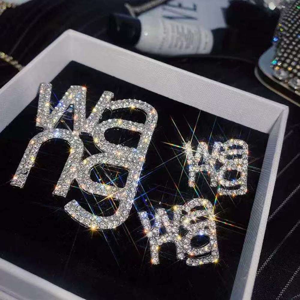 S925 silver needle King Wang letter Earrings female Korean earpin earring accessories, Golden;silver
S925 silver needle King Wang letter Earrings female Korean earpin earring accessories, Golden;silver
