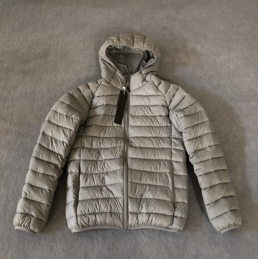 New Designer Male Coats Fashion Winter Jacket High Quality Warm Casual Winter Thick hooded Coat Badge Men Tops Clothing, Black
New Designer Male Coats Fashion Winter Jacket High Quality Warm Casual Winter Thick hooded Coat Badge Men Tops Clothing, Black