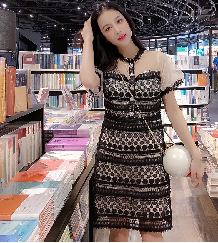 Summer Embroidery Hollow Out Lace Dress Women Fashion Stand Collar Mesh Puff Sleeve Single-Breasted High Waist Mini 210519