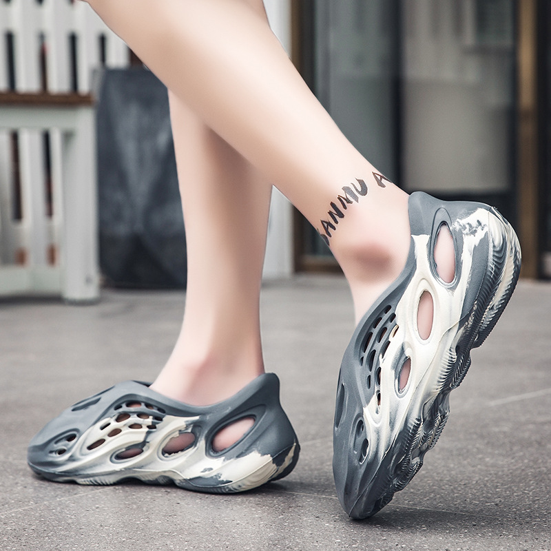 Newest Foam Runner Slipper MXT Moon Gray MX Cream Clay Men Women Slippers Shoes wheat yellow midnight blue Triple Black Slides Designer Sandals 36-45, Customize
Newest Foam Runner Slipper MXT Moon Gray MX Cream Clay Men Women Slippers Shoes wheat yellow midnight blue Triple Black Slides Designer Sandals 36-45, Customize