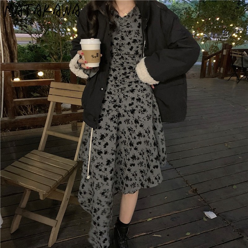 MATAKAWA Irregular Long-sleeved Dresses for Women Spring Korean Slim Waist Vestido Temperament V-neck Femme Robe 210513